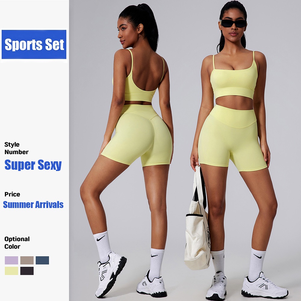 Pilates In Yoga Pants - Cloud Hide Yellow Yoga Suit Gym