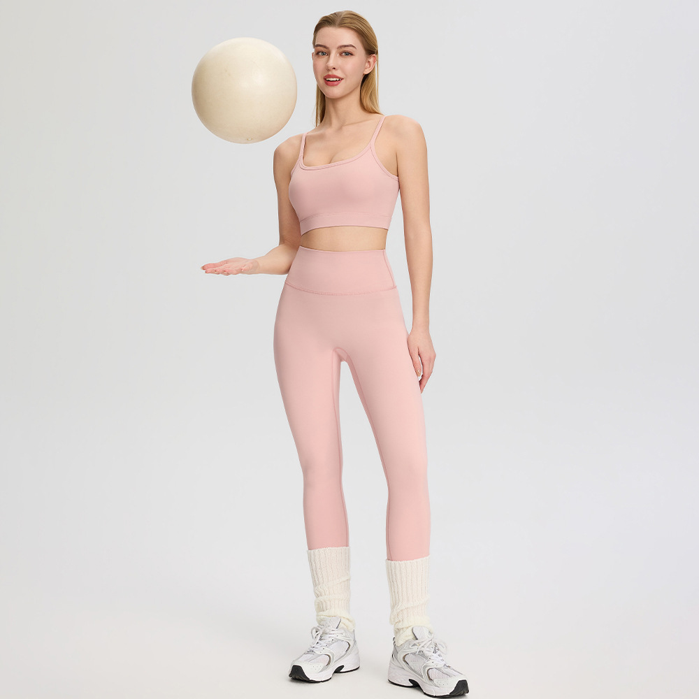 Women's yoga Pilates training  - Pilates In Yoga Pants 评论和价格